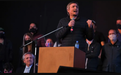 Máximo Kirchner dijo «basta a celulares y redes» y pidió volver a «caminar rancho a rancho»