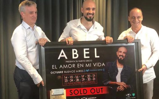 Abel Pintos hizo un importante anuncio tras sus 12 funciones agotadas en Buenos Aires