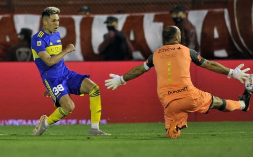 Boca Juniors le ganó a Huracán y mira a River Plate de cerca