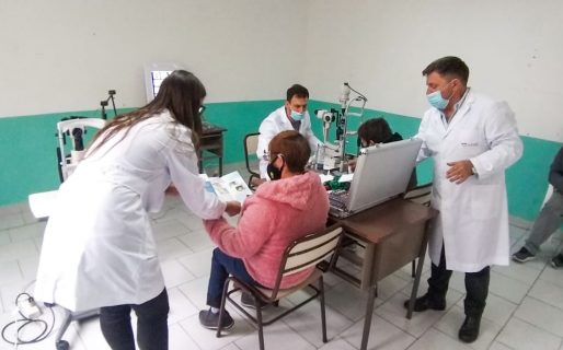El Gobierno del Chubut junto a profesionales del Instituto Altamira realizó una jornada de atención a la salud en Río Mayo
