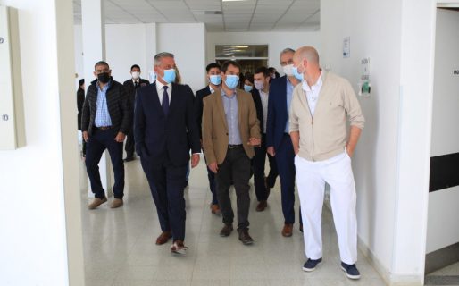 Arcioni recibió hoy el tomógrafo de alta tecnología que se incorporó al Hospital Alvear