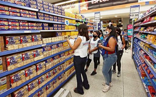 El congelamiento de precios no estaría dando resultados y la inflación seguiría alta en los próximos seis meses