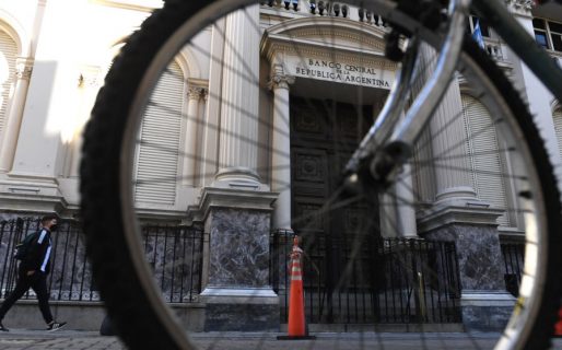 Dólar hoy: La cotización libre vuelve a subir a un nuevo récord histórico