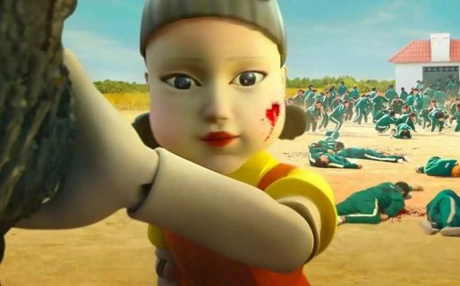 Así utiliza un profesor la muñeca de ‘El Juego del calamar’ para que sus alumnos no copien en un examen