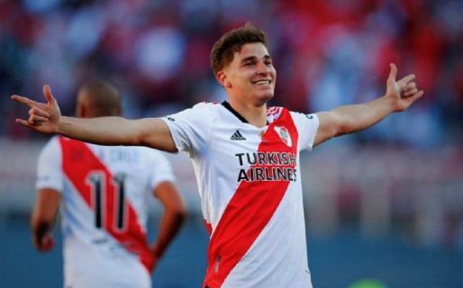 Gallardo espera que Scaloni le dé un «guiño» para contar con Julián Álvarez