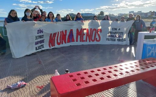 Se realizó una pintada en memoria de las víctimas de femicidio
