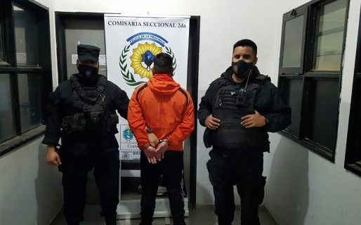 Detienen a un sujeto con un arma de fuego en un bar de barrio Newbery