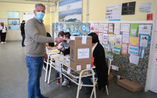 Arcioni: “Hoy es el momento para que los ciudadanos sean escuchados”