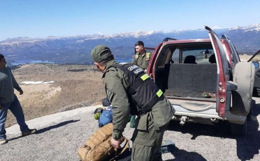 Detuvieron a tres chilenos cuando transportaban municiones y ropa de camuflaje en un paso fronterizo no habilitado