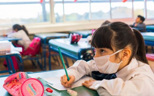 Padres organizados en contra del uso del barbijo en las escuelas