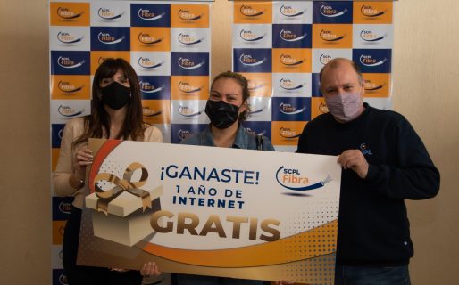 La SCPL hizo entrega de los premios a las ganadoras de un año de internet gratis