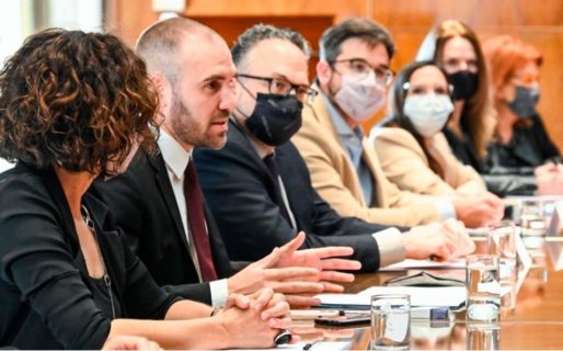 Según la lectura oficial: el combo salarios, inflación y desempleo fueron claves de la derrota electoral