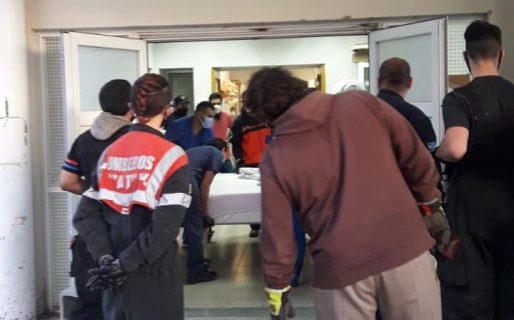 Un hombre de 400kg debió esperar una hora y media para ser ingresado en el Regional