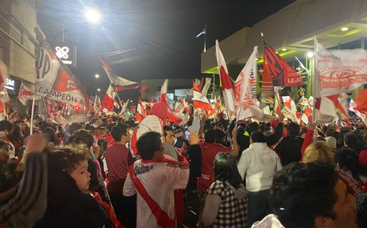 Comodoro celebró el campeonato de River en el centro