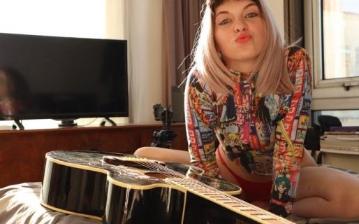 La actriz del polémico video en el cerro promete que grabará otro