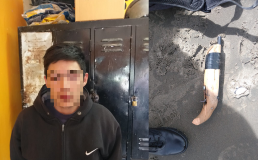 Se puso nervioso cuando la policía lo agarró con un arma tumbera que decía “muerte al milico”