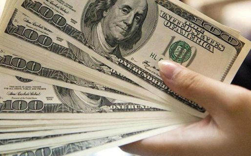 Tras la subida del dólar blue, consultoras pronosticaron a cuánto estará el dólar en diciembre