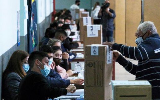 Cómo consultar por WhatsApp dónde votar