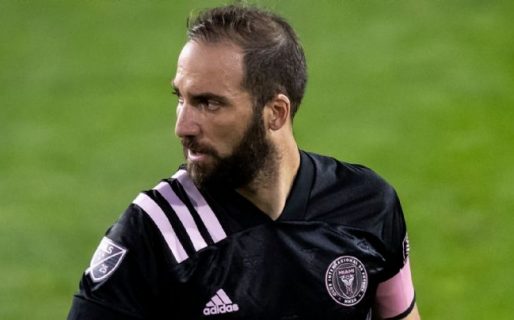 ¿Higuaín vuelve a River?