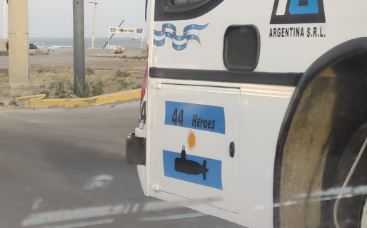 El brillante homenaje de un chofer de Comodoro a los tripulantes del ARA San Juan