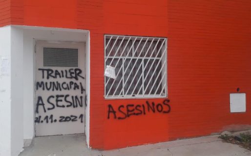 Una mujer vandalizó el frente de la vecinal del 9 de Julio