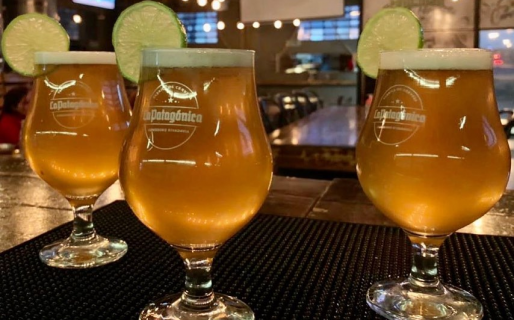 Una cervecería comodorense vendía alcohol en plena veda electoral