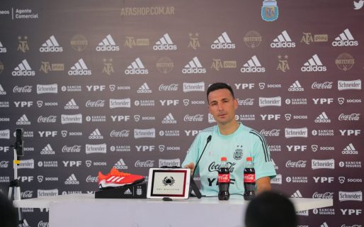 Scaloni: «Messi está bien y, si sigue así, va a jugar»