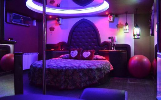 Un ‘telo’ dio turnos gratis durante el partido de Argentina ante México y lo vuelve a hacer por cábala