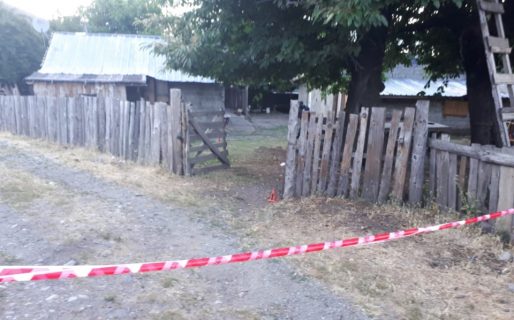 El Hoyo: Hermanos alcoholizados, discutieron, uno apuñaló al otro y lo dejó en terapia intensiva