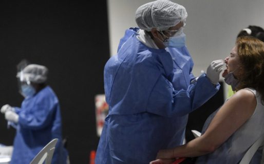 Continúan subiendo los casos de coronavirus en Argentina: 21 muertos y 3512 nuevos contagios