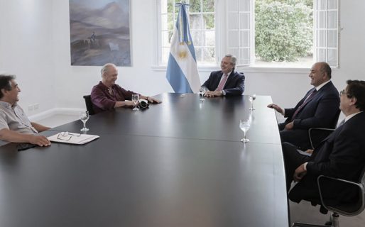 El Presidente anunció un bono de 20 mil pesos para más de 350 mil trabajadores estatales