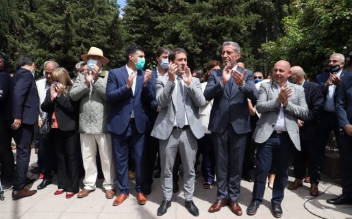Luque envió un mensaje de unidad en la celebración por el Día Nacional del Petróleo