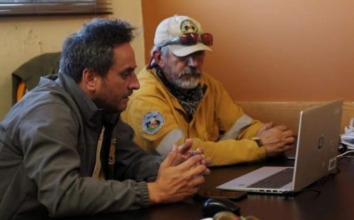 Incendio en Currumahuida: El Ministro de Ambiente de la Nación recorrió la zona y se reunió con autoridades