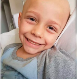 «Ahora por Santi»: tiene 5 años, le detectaron cáncer y lanzaron una campaña solidaria para que viaje a Barcelona