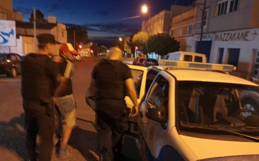 Detuvieron a una persona por producirle daños a un vehículo