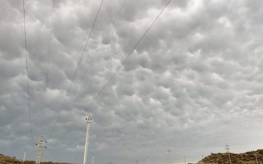Qué son los mammatus, la formación nubosa que se pudo ver esta tarde en Comodoro y que anticipa una tormenta