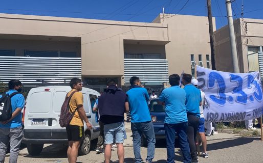 Trabajadores de supermercados van al paro del día 22 al 24
