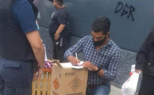 Secuestraron pirotecnia clandestina en un puesto ambulante del centro