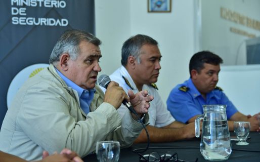 La Policía del Chubut realizó allanamientos y detuvo a dos personas por los destrozos al diario El Chubut