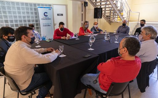 El Municipio acordó una canasta navideña con los supermercados