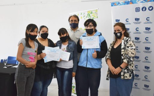 El municipio premió a los ganadores del concurso literario “Te cuento mi ambiente”