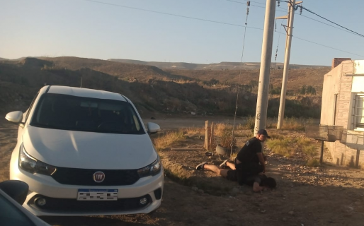 Robó a punta de pistola, huyó y quedó detenido cuando volvió a buscar su auto