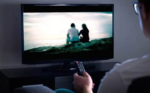 El 61% de los argentinos mira TV por internet: películas, series y deportes, lo más visto