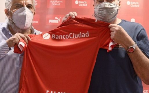 Moyano echó a Falcioni y aparece Domínguez