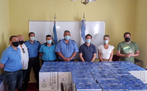 Luque entregó cajas navideñas a la Policía, Bomberos Voluntarios y diversas entidades sociales