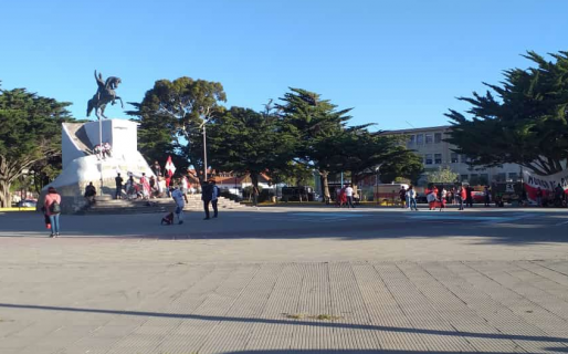 Más de una decena de hinchas recordaron la Copa Libertadores de River en Madrid