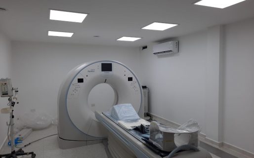 El Gobierno Provincial instala un nuevo tomógrafo en el Hospital Alvear