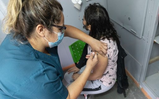 A 90 días del último brote de covid-19, Chubut convoca a la población a recibir la vacuna de refuerzo durante Abril