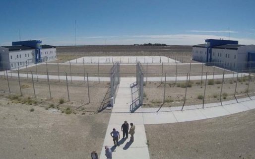 Polémica en Chubut por el video de una jueza «a los besos» con un preso al que había condenado por matar a un policía