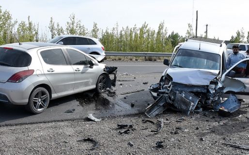 Una mujer hospitalizada tras triple choque en ruta 7